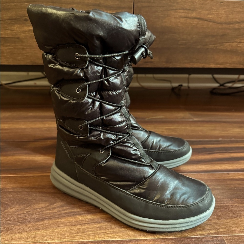ROCKPORT Black Winter Lace-up Boots with Faux Fur Lining Size 9